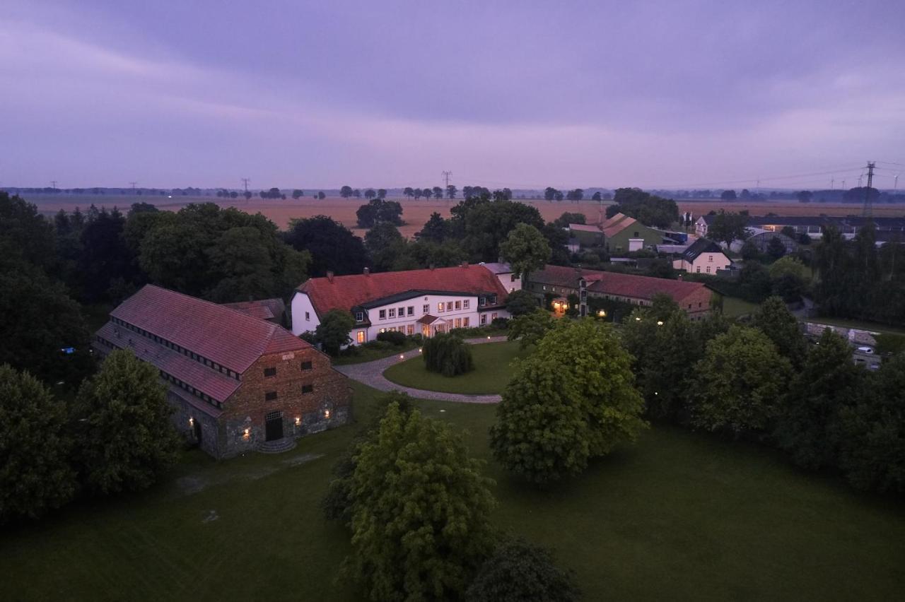 Relais & Chateaux Gutshaus Stolpe Hotel Stolpe an der Peene Exterior photo